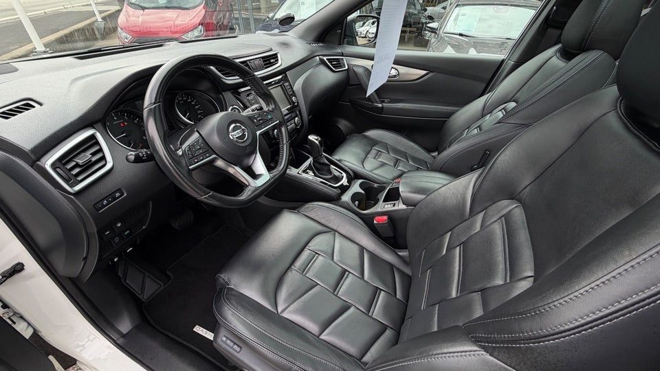 Nissan Qashqai 1,3 Dig-T 160 Tekna+ 5d