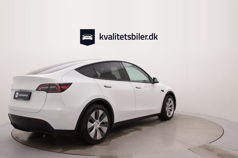 Tesla Model Y RWD 5d