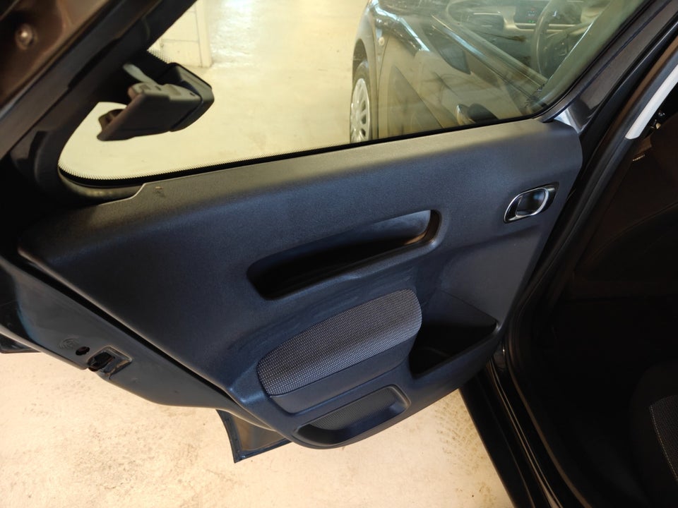 Citroën C4 Cactus 1,2 PureTech 82 Feel 5d