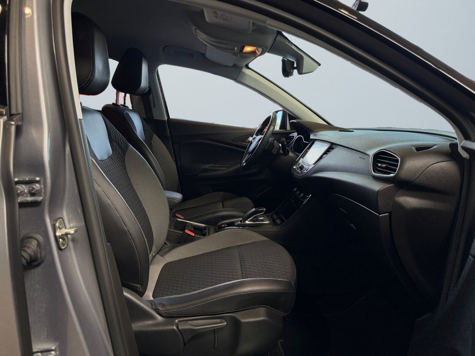 Opel Grandland X 1,6 Hybrid4 Ultimate aut. 5d
