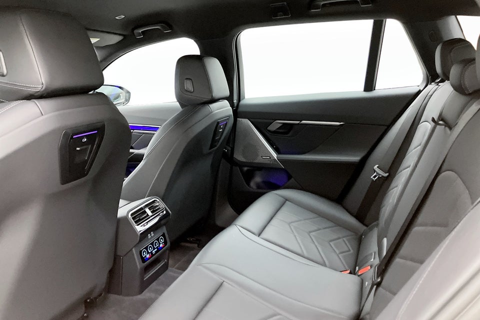 BMW i5 eDrive40 Touring Fully Charged 5d