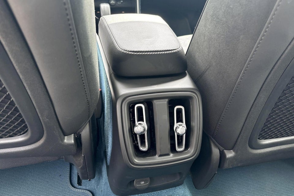 Volvo C40 P6 ReCharge Core 5d