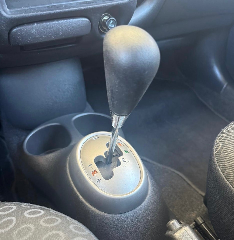 Toyota Yaris 1,0 Sol MMT 5d