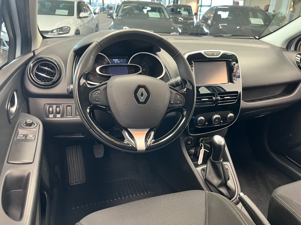 Renault Clio IV 1,5 dCi 75 Expression Sport Tourer 5d