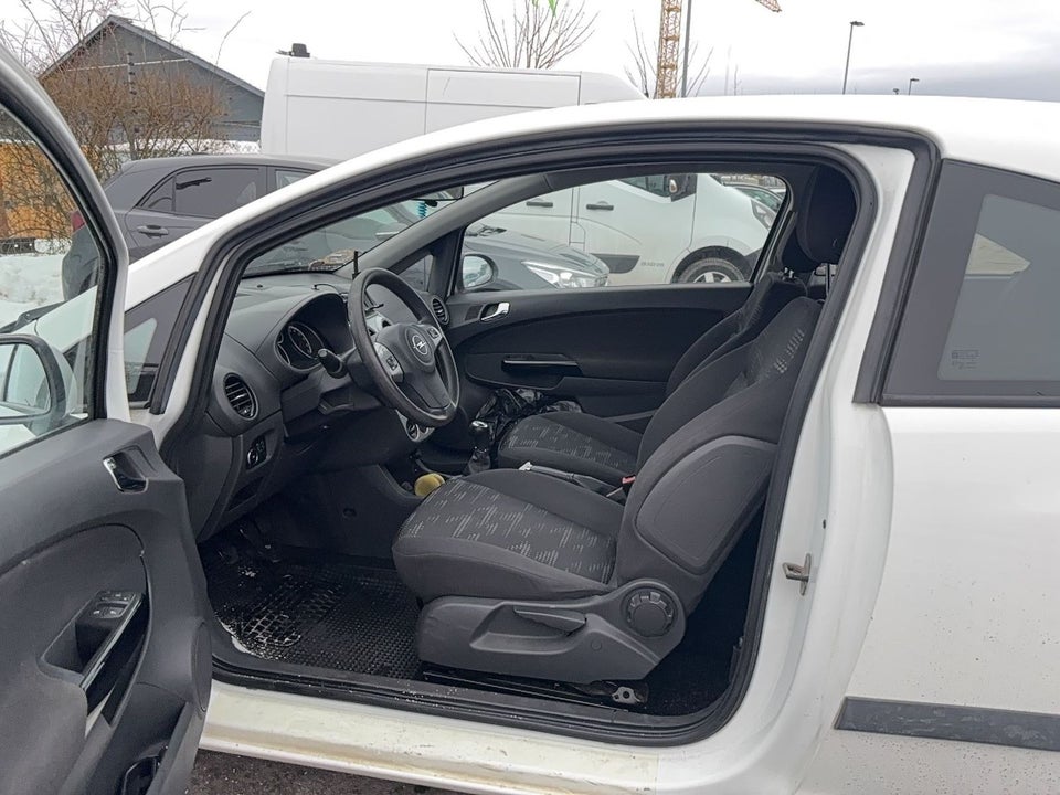 Opel Corsa 1,0 12V Enjoy 3d