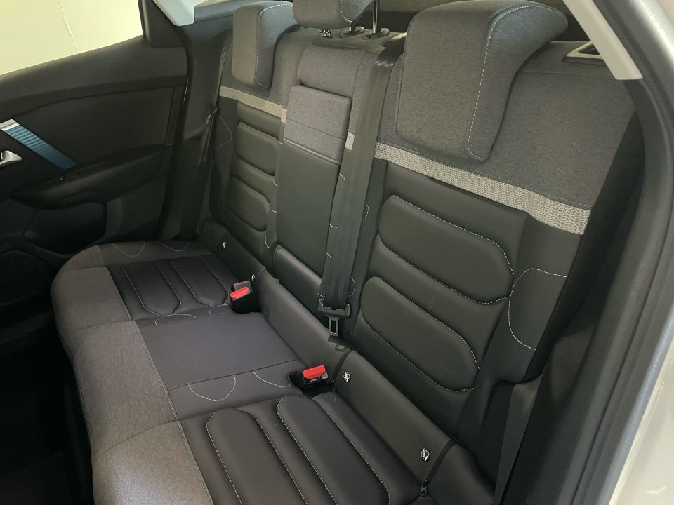 Citroën ë-C4 50 Shine 5d