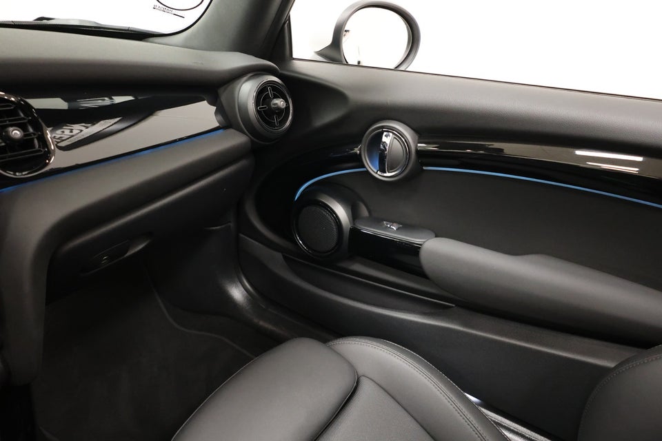 MINI Cooper S 2,0 Essential Cabriolet aut. 2d