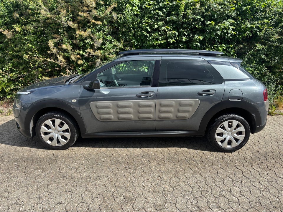 Citroën C4 Cactus 1,2 PureTech 110 Feel 5d
