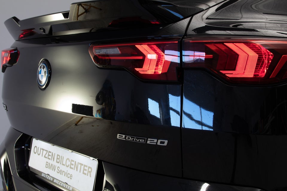 BMW iX2 eDrive20 Fully Charged M-Sport 5d