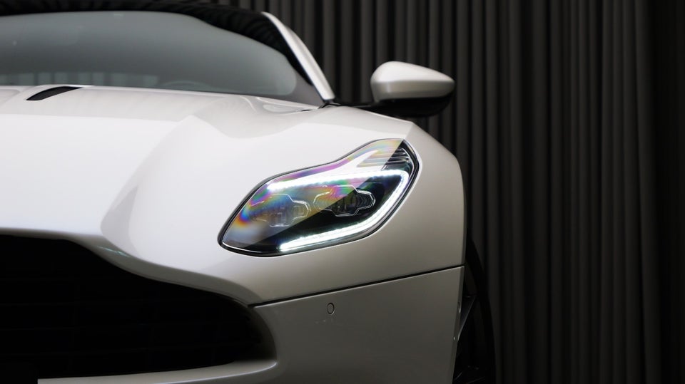 Aston Martin DB11 5,2 V12 Coupé aut. 2d