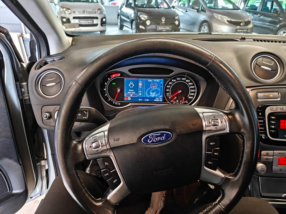 Ford Mondeo 2,0 Titanium stc. 5d