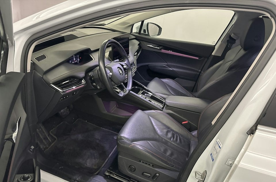 Skoda Enyaq 80 iV Suite 5d