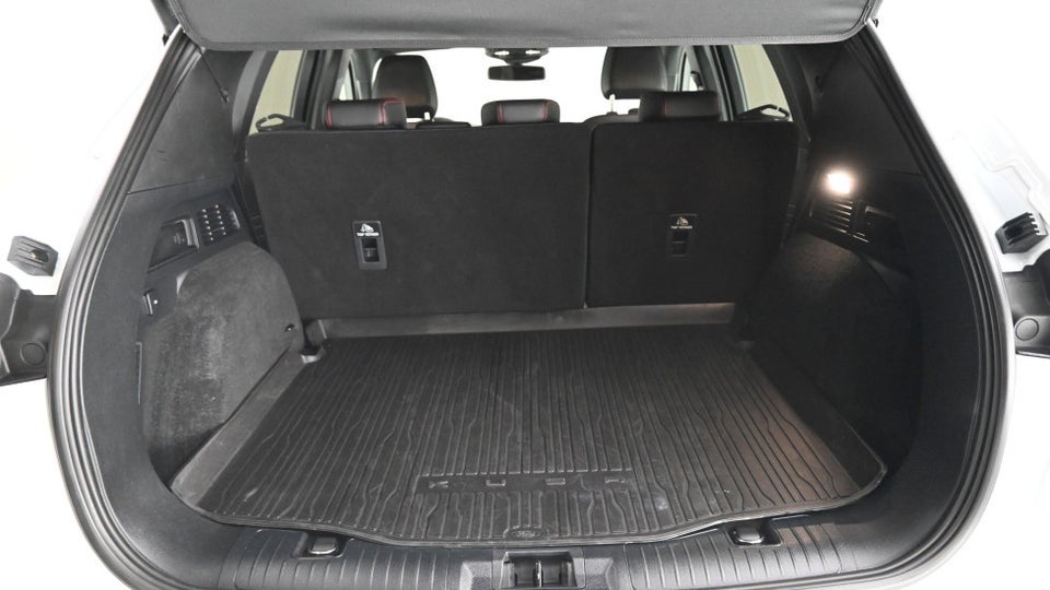 Ford Kuga 2,5 PHEV ST-Line X CVT 5d