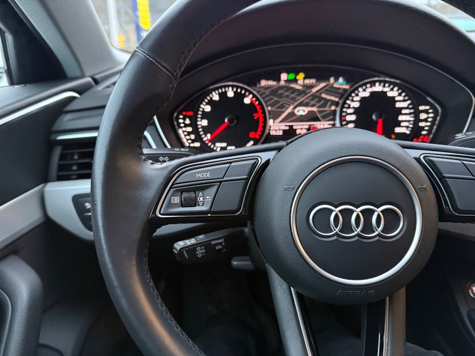 Audi A4 40 TFSi Advanced Prestige Tour plus S-tr. 4d