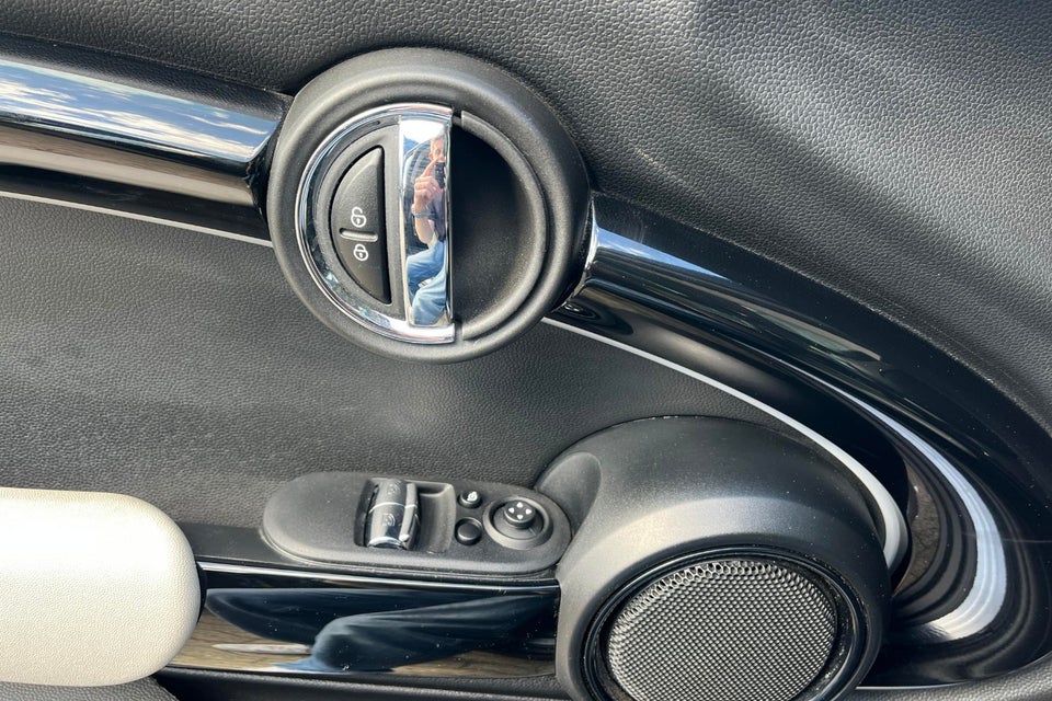 MINI Cooper SE Classic Trim 3d