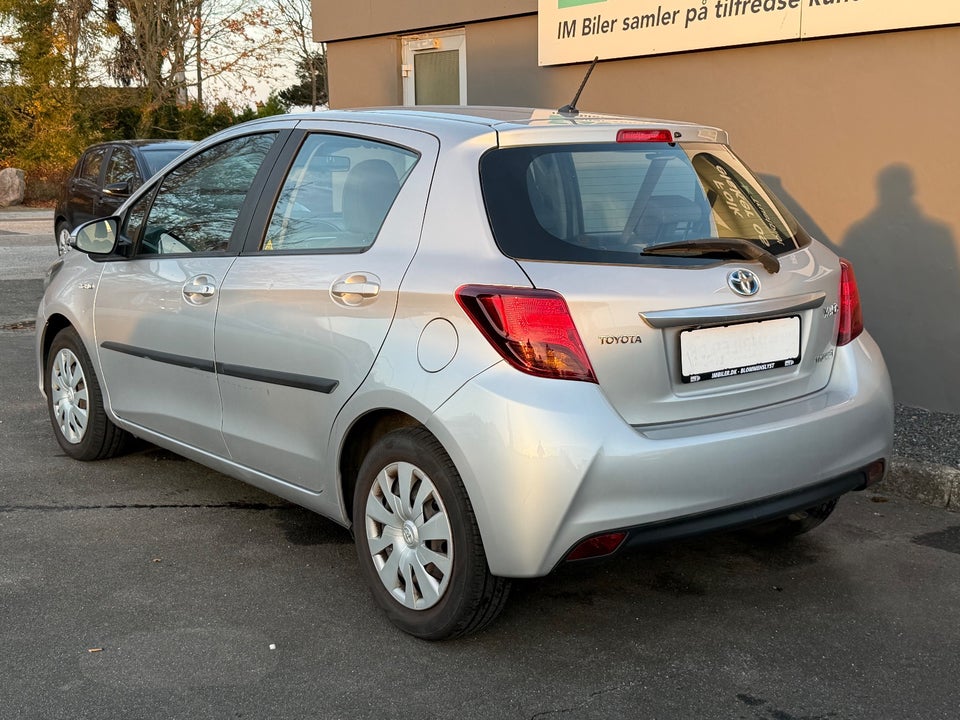 Toyota Yaris 1,5 Hybrid H2 Komfort e-CVT 5d