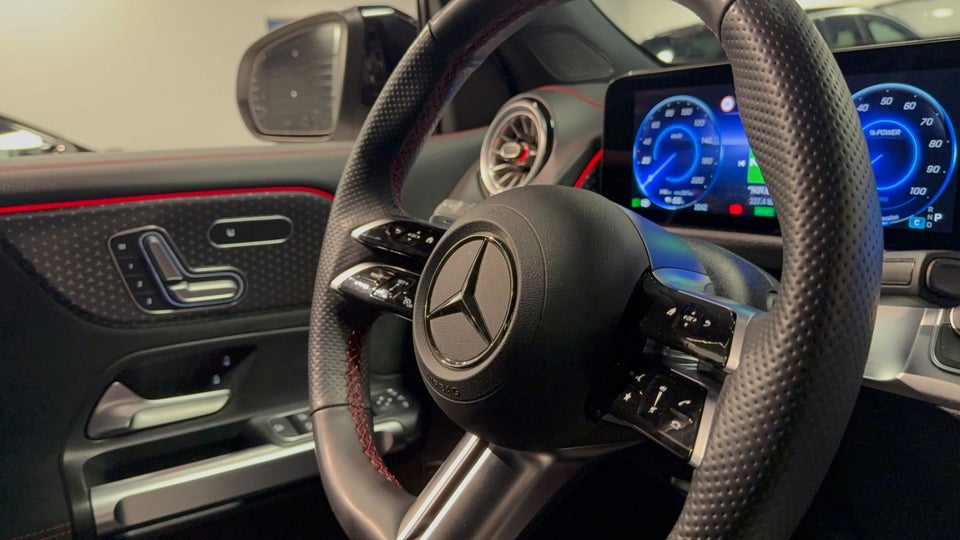 Mercedes EQB350 AMG Edition 4Matic Van 5d