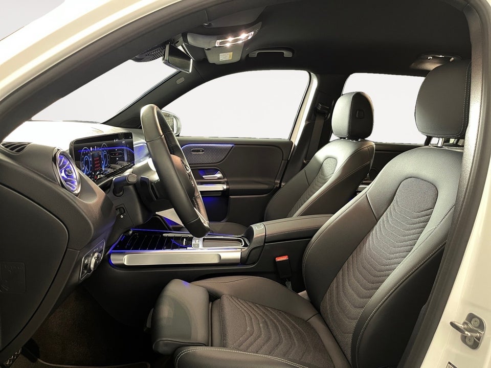 Mercedes EQB250+ Progressive 5d