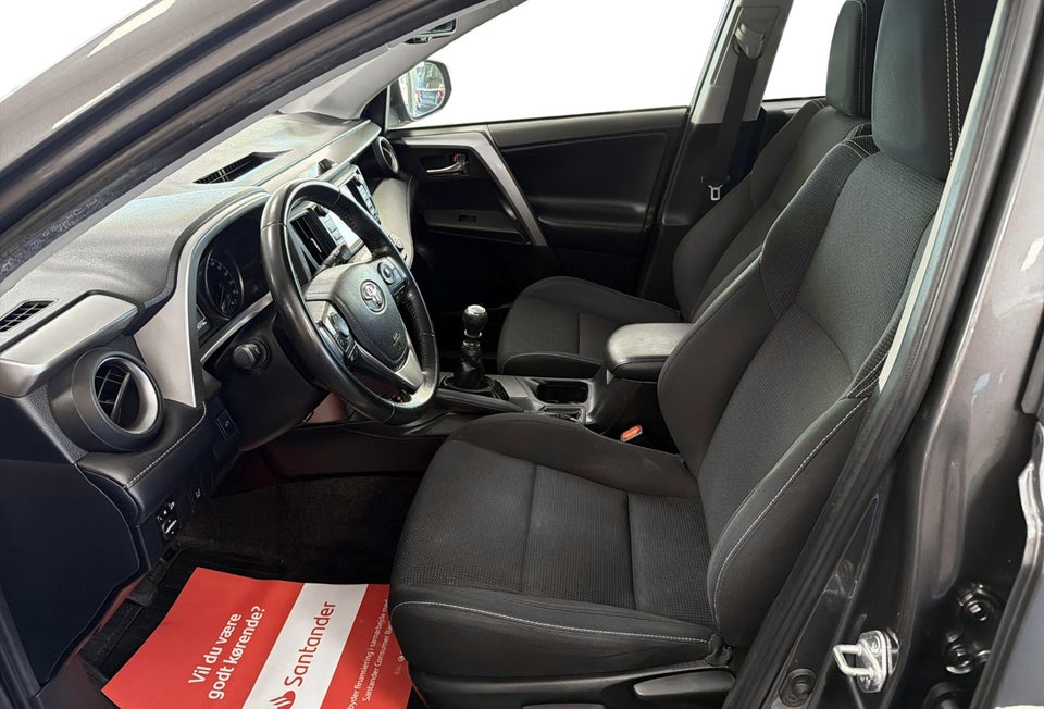 Toyota RAV4 2,0 D-4D T3 5d