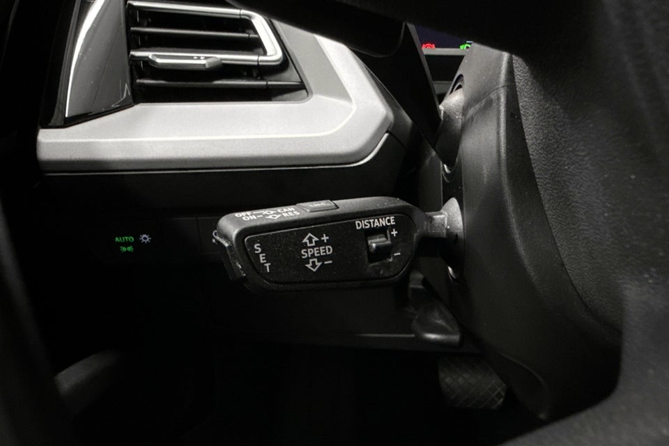 Audi Q4 e-tron 40 Attitude 5d