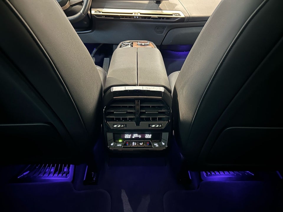 BMW iX xDrive50 Supercharged 5d