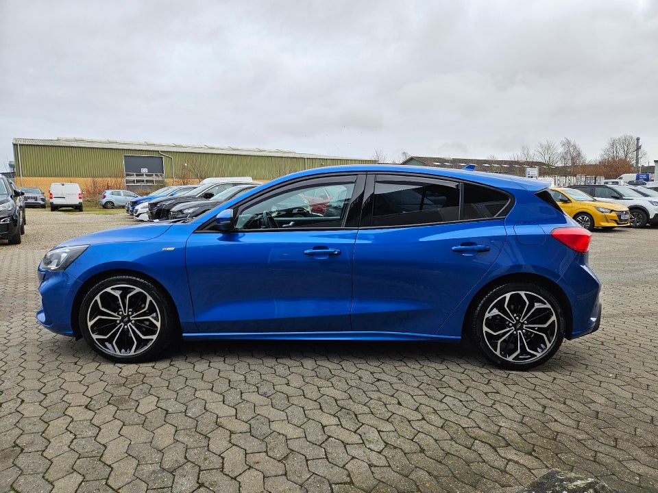 Ford Focus 1,0 EcoBoost ST-Line 5d