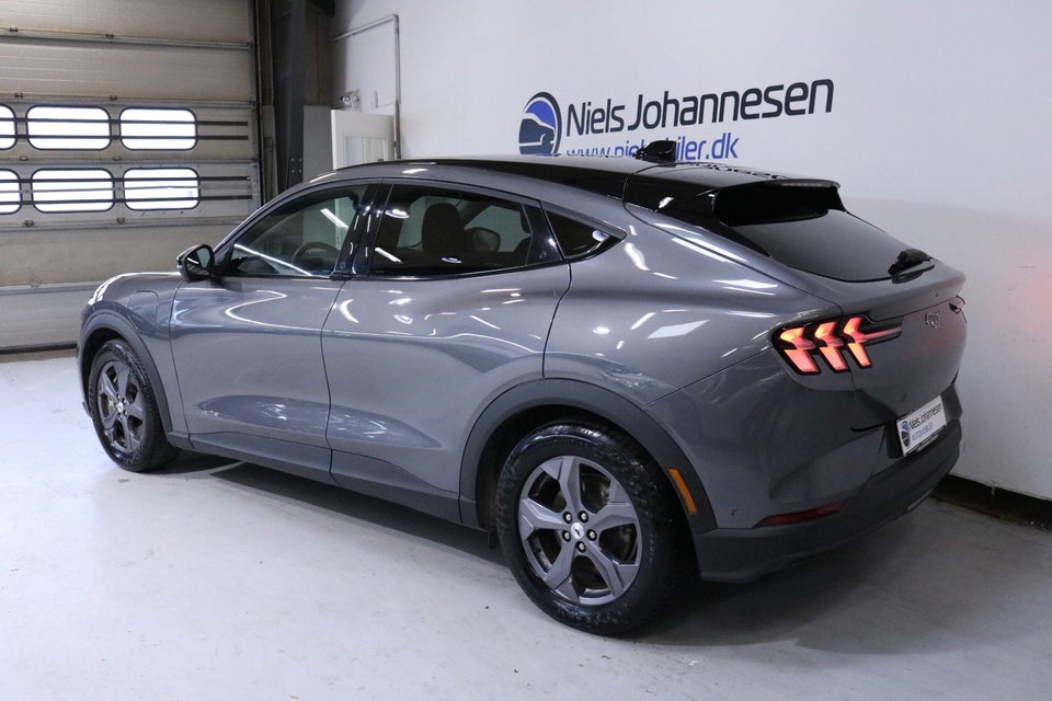 Ford Mustang Mach-E 70 Standard Range 5d