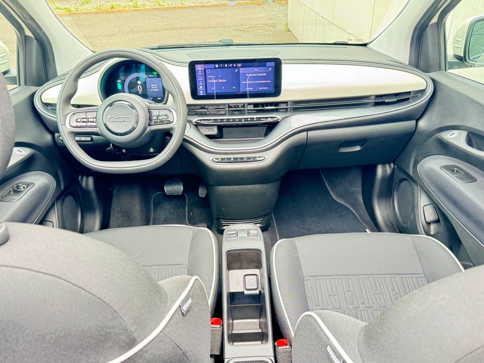 Fiat 500e 42 Icon Cabrio 2d