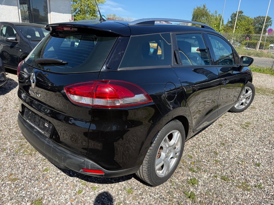 Renault Clio IV 0,9 TCe 90 Limited Sport Tourer 5d