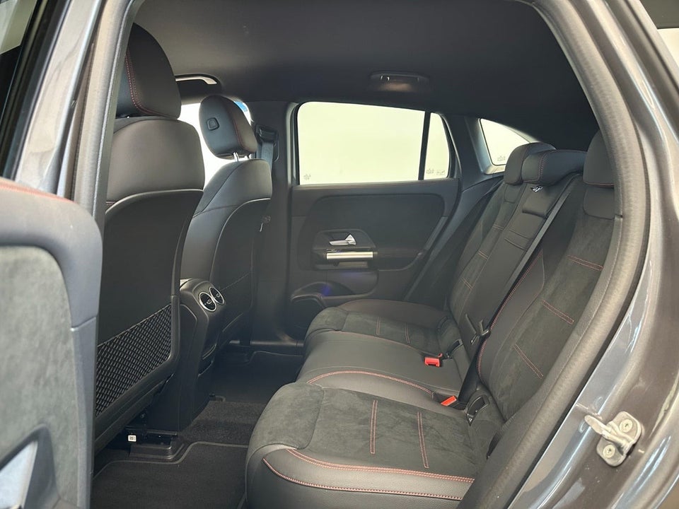 Mercedes EQA350 AMG Line 4Matic 5d