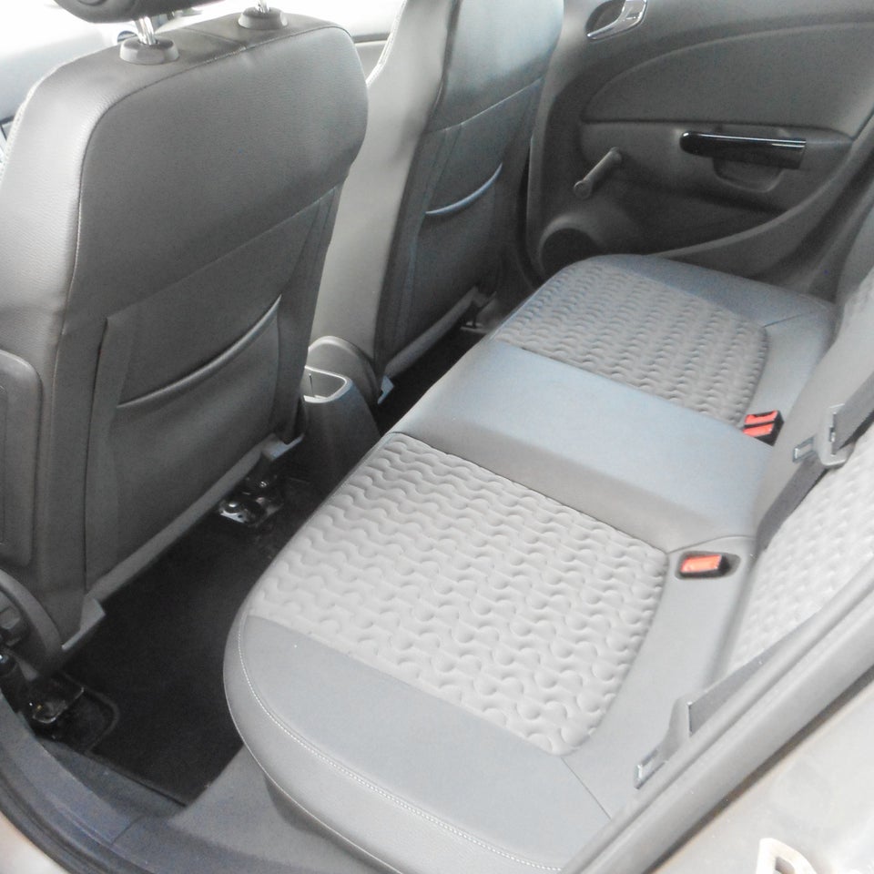 Opel Corsa 1,3 CDTi 95 Cosmo 5d