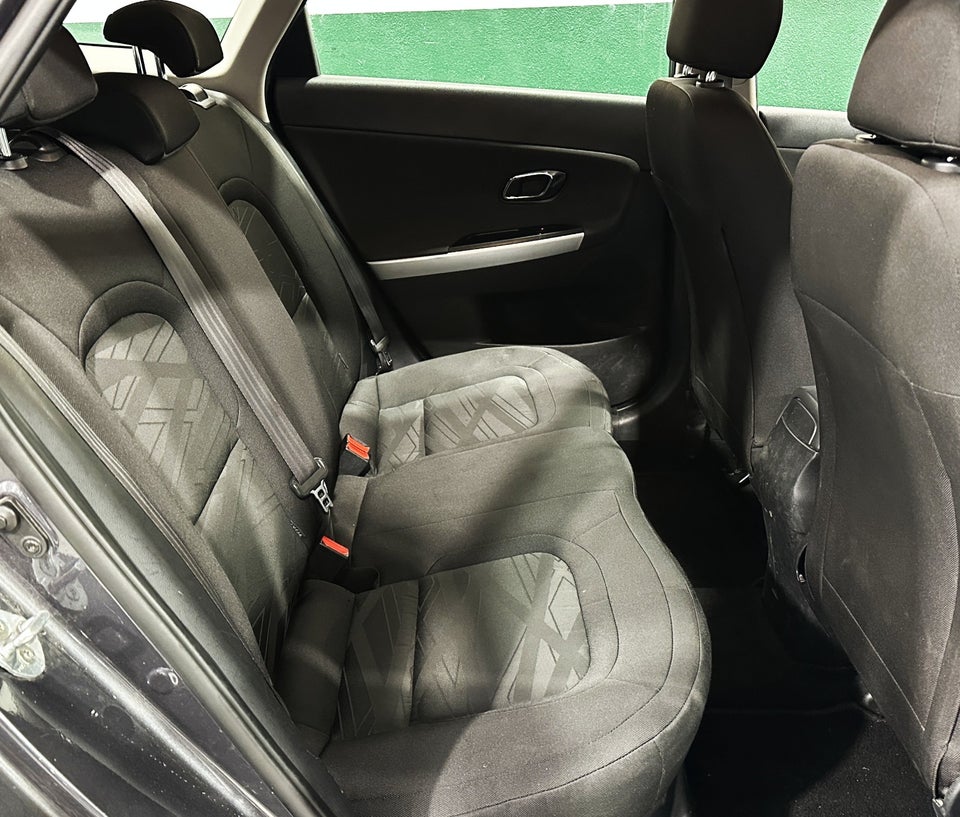 Kia Ceed 1,4 CRDi 90 Active SW 5d