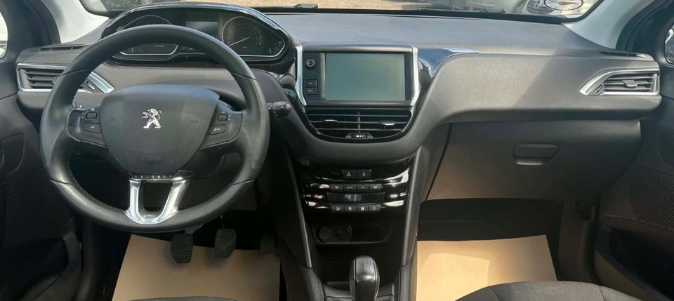 Peugeot 208 1,2 VTi Active 5d