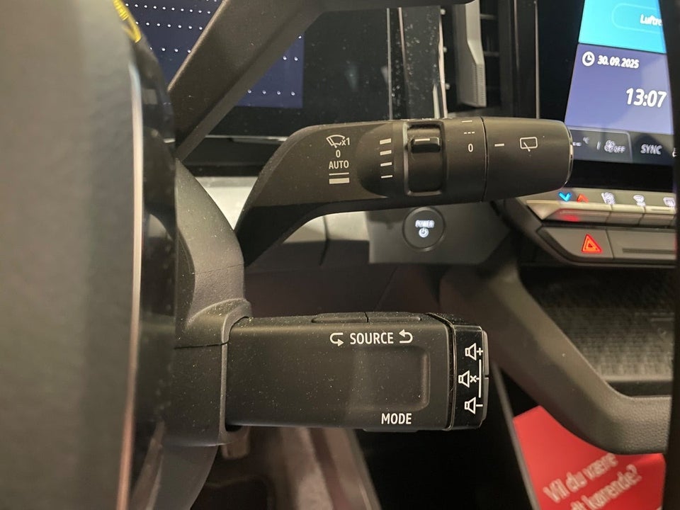 Renault Megane E-Tech 40 Equilibre 5d