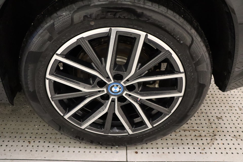 BMW iX1 xDrive30 M-Sport Premium 5d