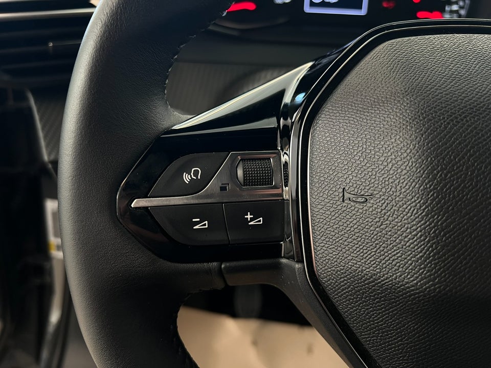 Peugeot 2008 1,2 PureTech 100 Active+ 5d