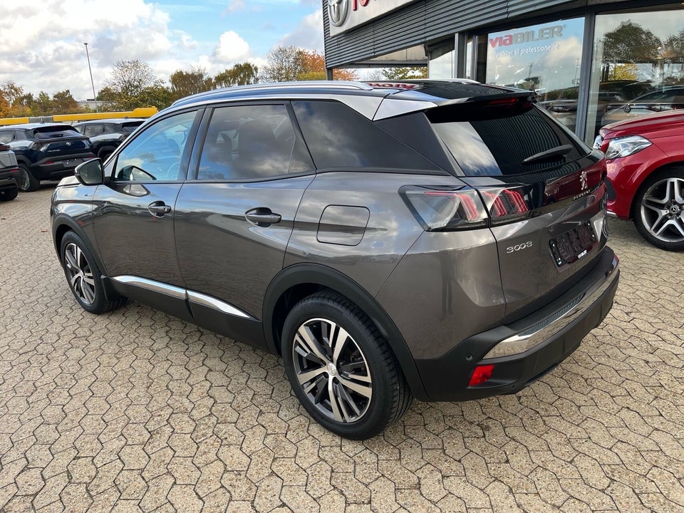 Peugeot 3008 1,6 Hybrid First Selection EAT8 5d