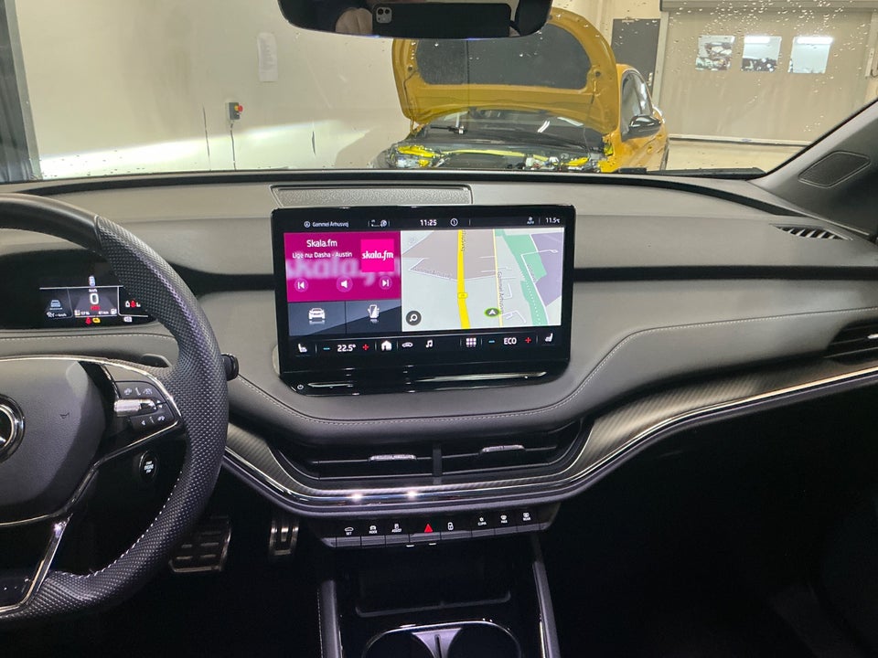 Skoda Enyaq 80x iV Sportline 5d