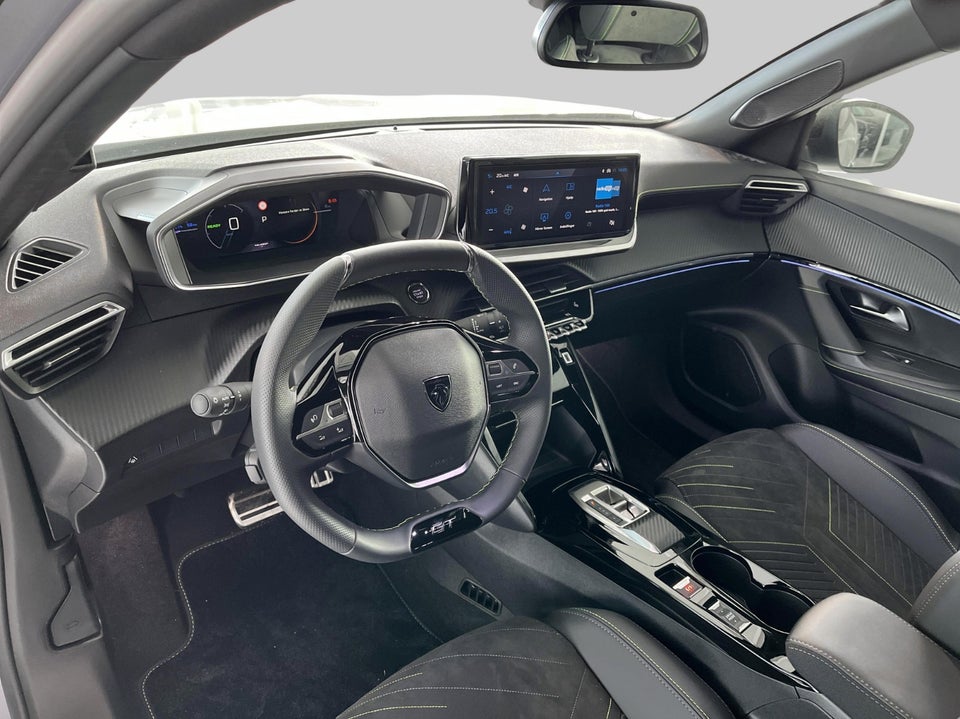 Peugeot e-2008 54 GT 5d