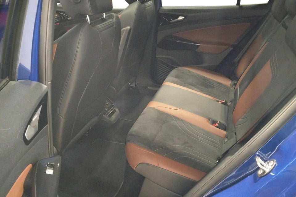 VW ID.4 77 Pro Performance Tech 5d