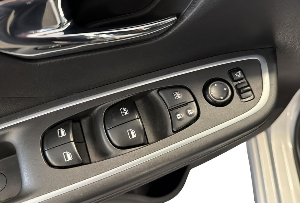 Nissan Micra 1,0 IG-T 92 Tekna 5d