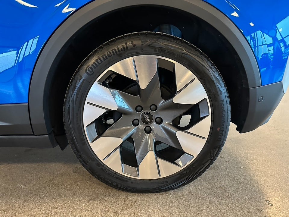 Ford Explorer 82 Premium Extended Range 5d