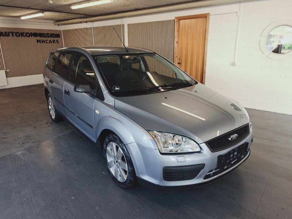 Ford Focus 1,6 Trend stc. 5d