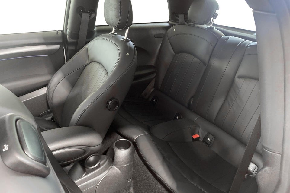 MINI Cooper SE Maximise 3d