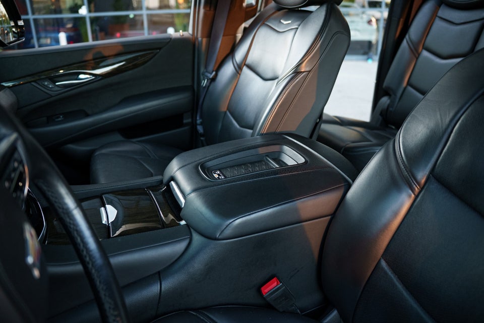 Cadillac Escalade 6,2 V8 ESV Platinum aut. 7prs 5d