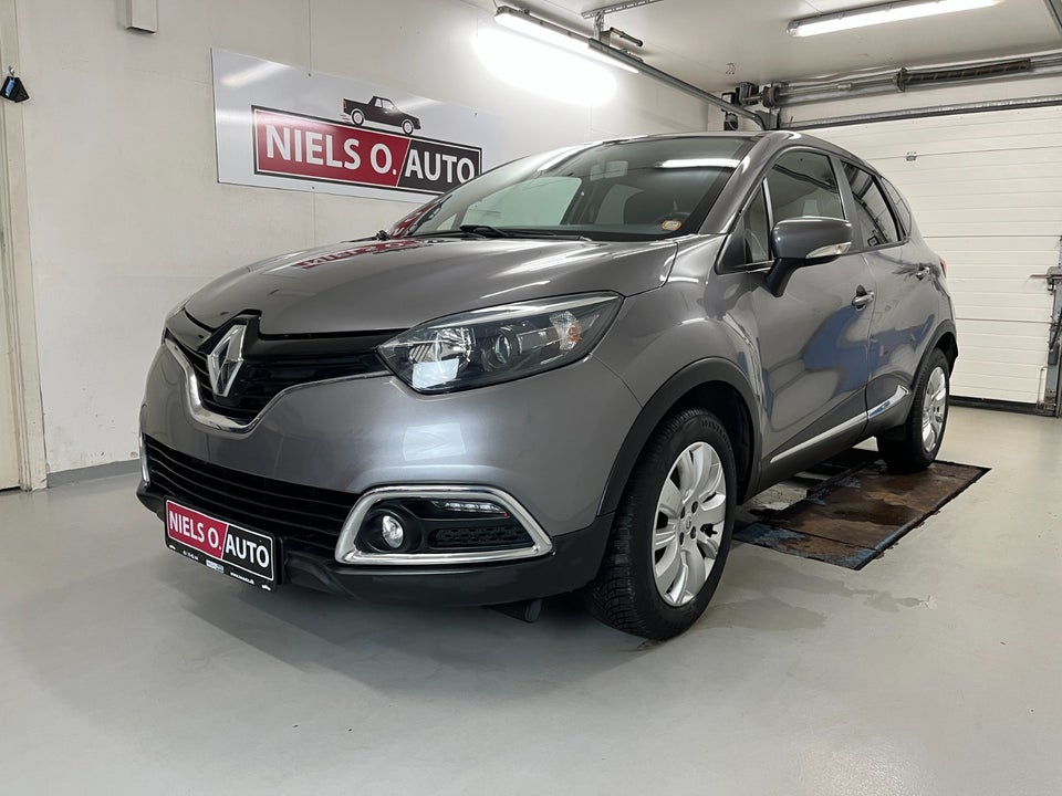 Renault Captur 0,9 TCe 90 Expression 5d