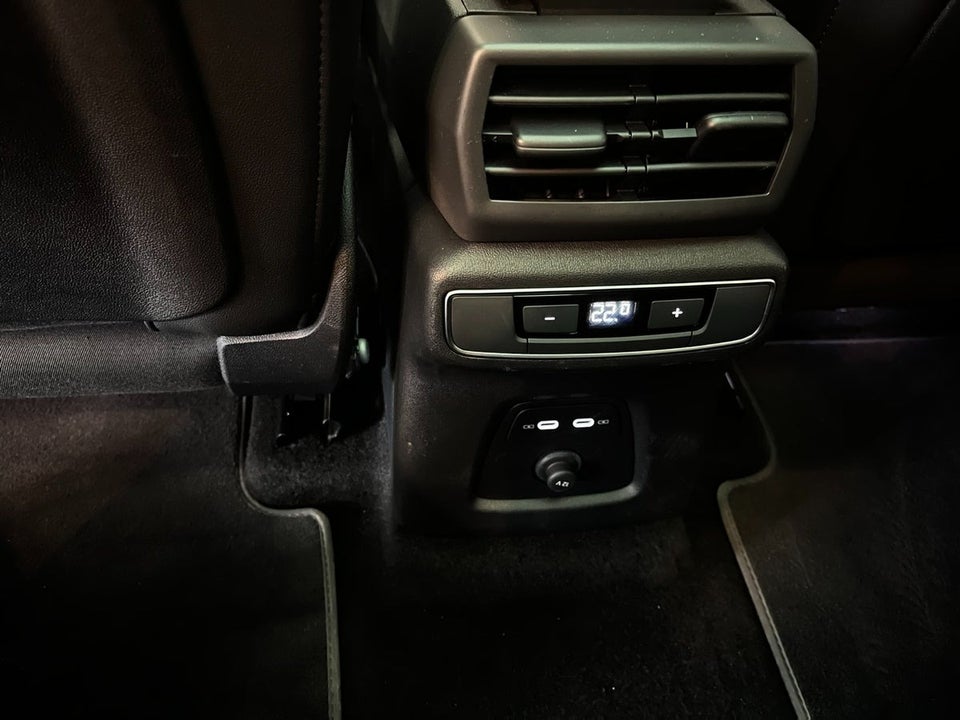 Audi Q4 e-tron 45 S-line 5d