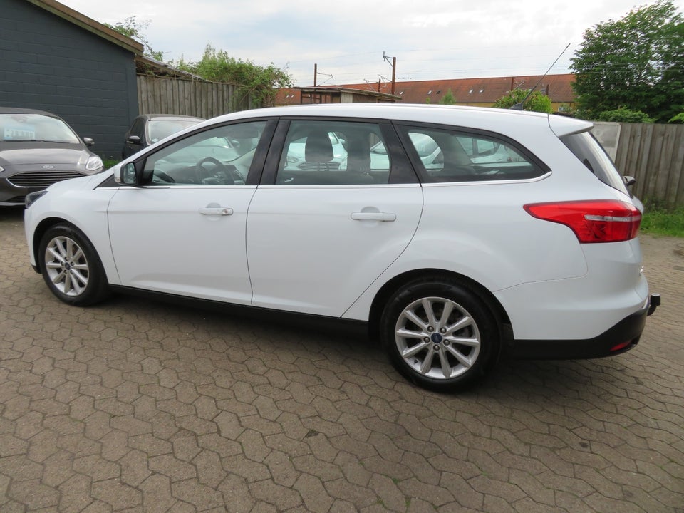 Ford Focus 1,0 SCTi 125 Titanium stc. 5d