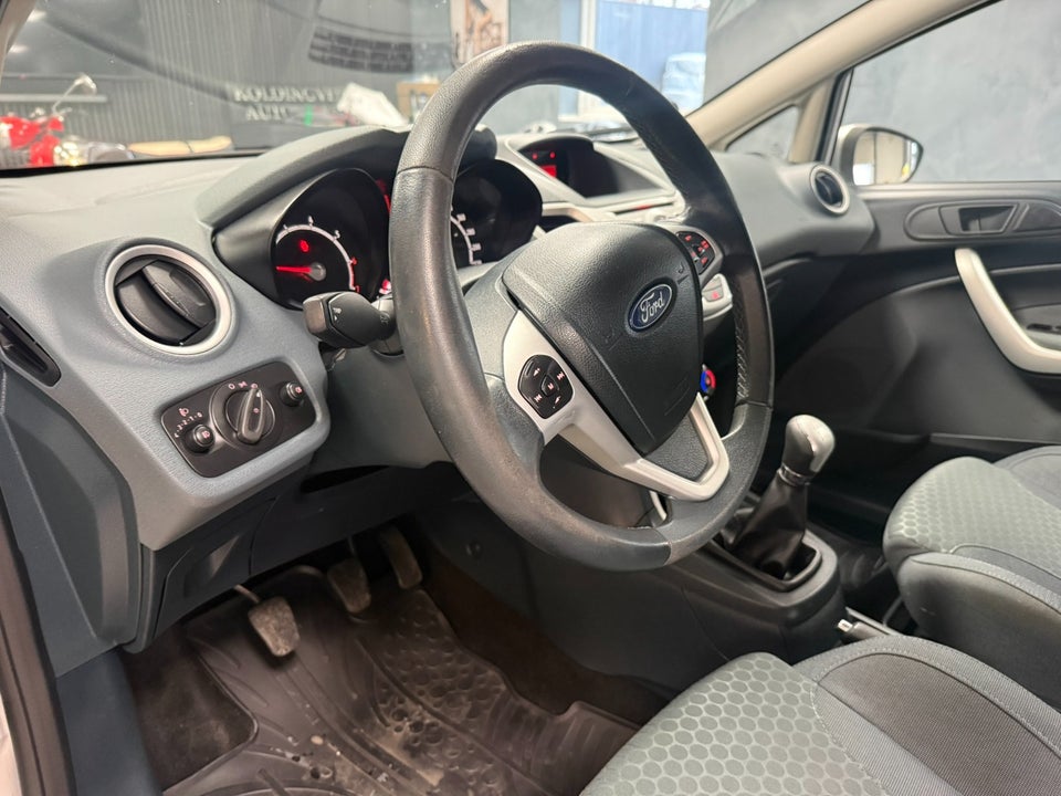 Ford Fiesta 1,6 Ti-VCT Sport 3d