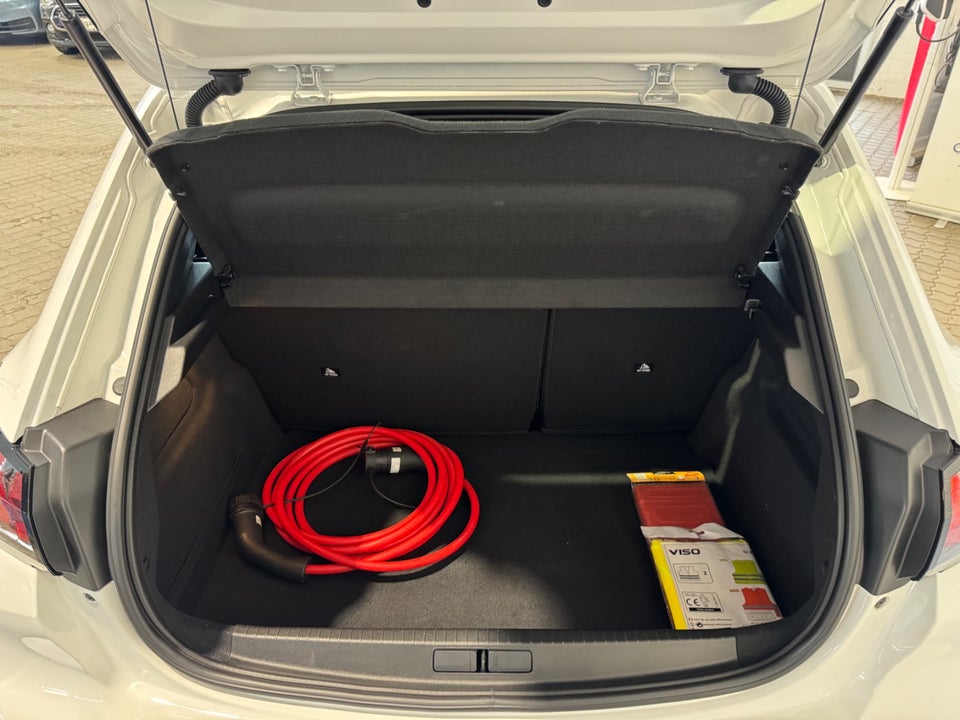 Peugeot e-208 50 Active 5d